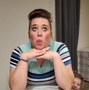 Meet your Posher, Fara